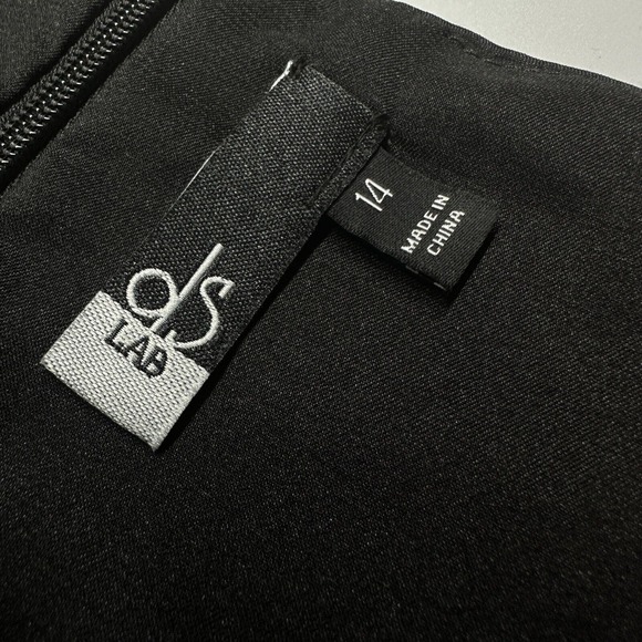 DS Lab Dress Women's Size M Pockets Belt Fit Flare Floral Party NEW - Picture 9 of 12